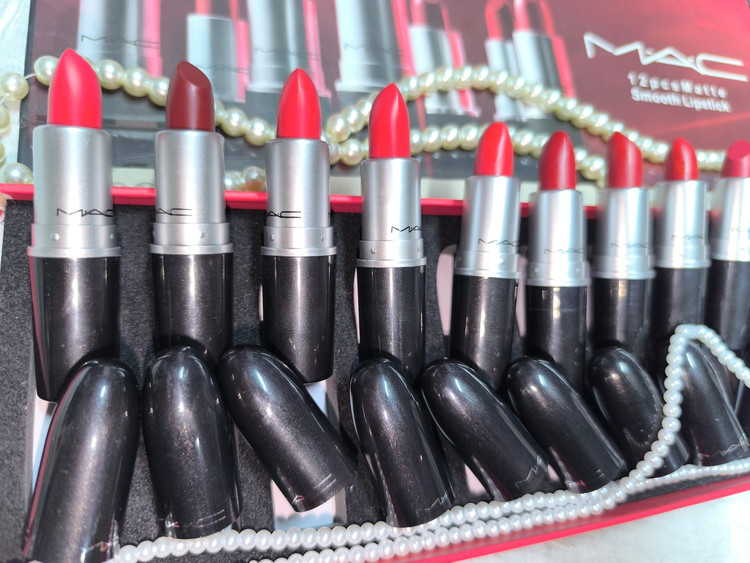 رژ لب مات 12 عددی مک MAC | رنگهای کاربردی و ماندگار
