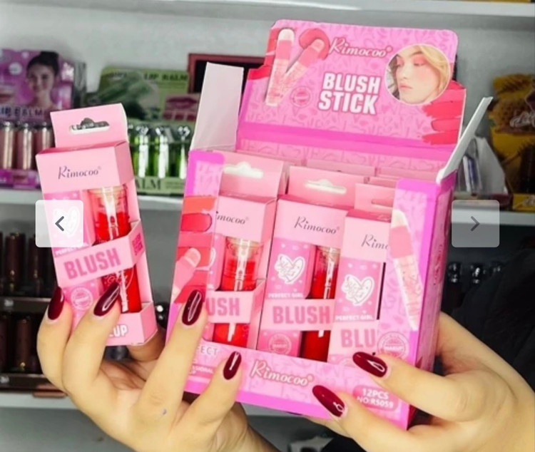 رژگونه مایع پنبهای ریموکو مدل Perfect Girl (Rimocoo Blush Stick)
