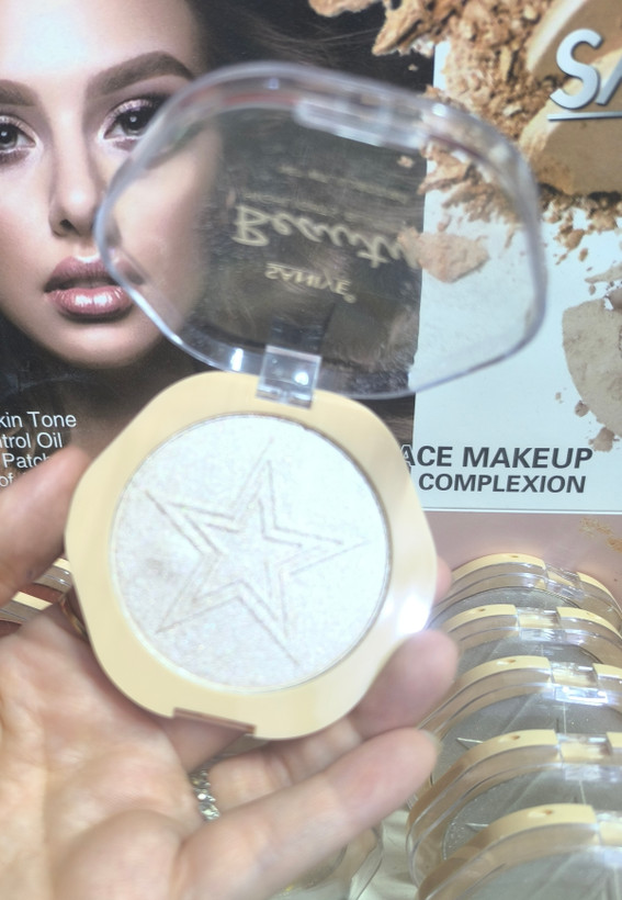 هایلایتر سانیه SANIYE Beauty