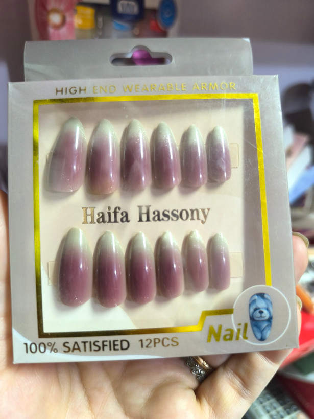 ناخن مصنوعی فانتزی و مجلسی (Press-On Nails)