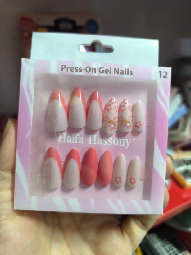 ناخن مصنوعی فانتزی و مجلسی (Press-On Nails)