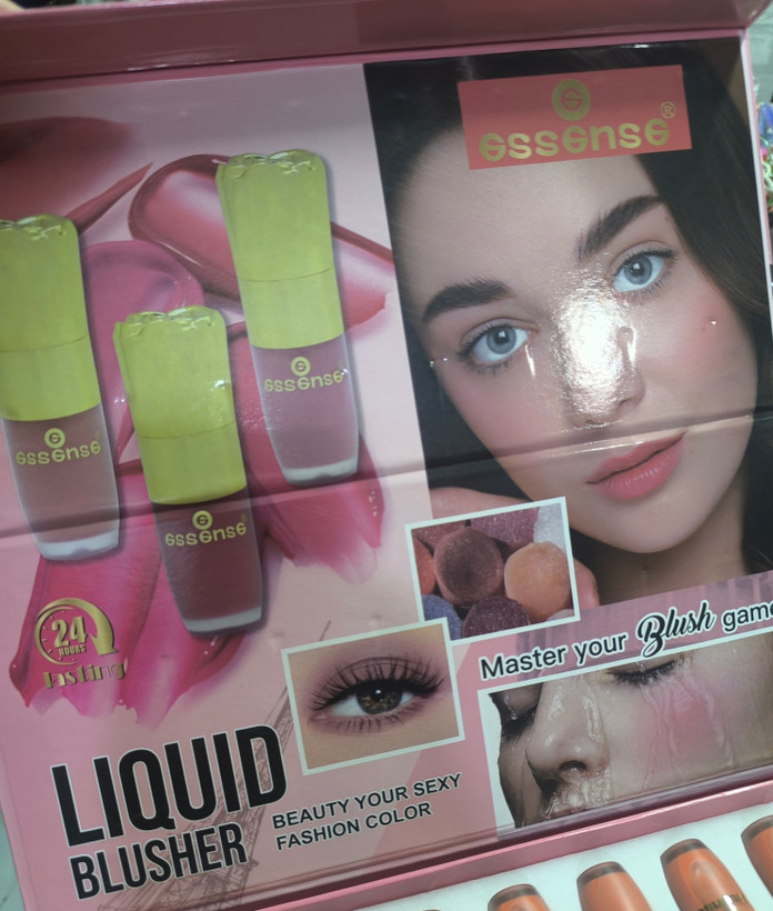 رژگونه مایع ESSENSE مدل Liquid Blusher